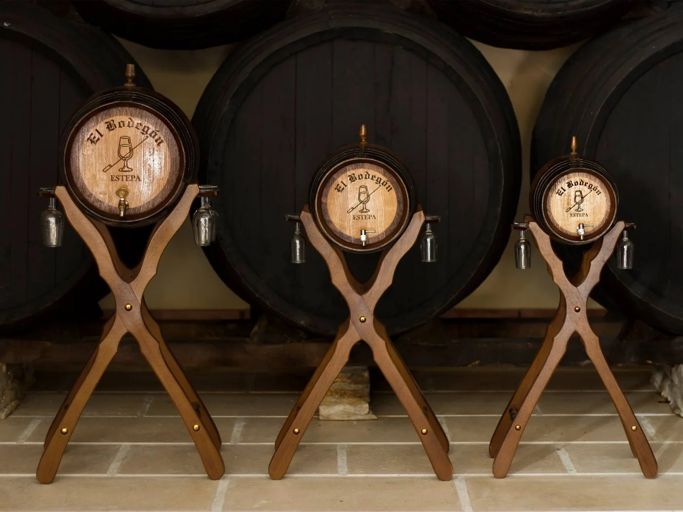 Copa de vino fino de crianza biológica de El Bodegón de Estepa